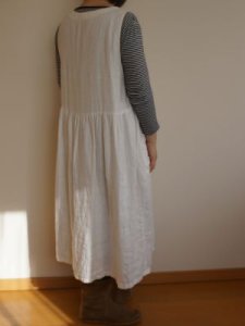 画像4: ギャザーノースリーブワンピ (4)