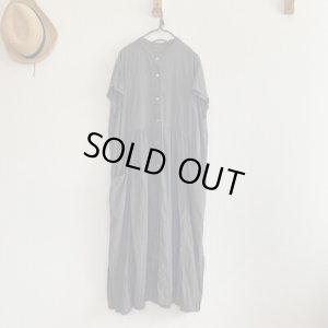 画像1: 【OUTLET】切替ギャザーワンピース (1)