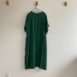 画像2: サイドギャザーワンピース (2)