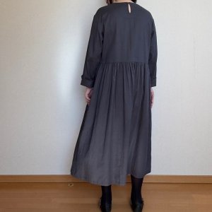 画像6: ウエストギャザーワンピース (6)