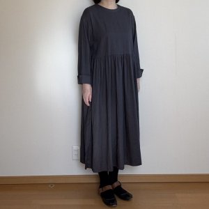 画像4: ウエストギャザーワンピース (4)