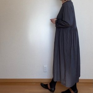 画像9: ウエストギャザーワンピース (9)