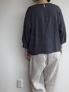 画像15: 袖口タックブラウス (15)