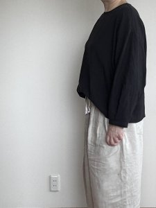 画像24: 袖口タックブラウス (24)
