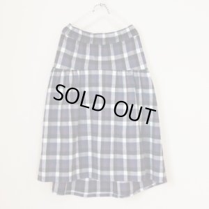 画像3: 後ろ下がりスカート (3)