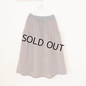 画像2: 後ろ下がりスカート (2)