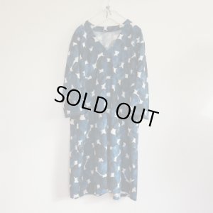 画像2: Vネックワンピース (2)